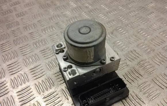 Jeep Renegade ABS Pump 52079885