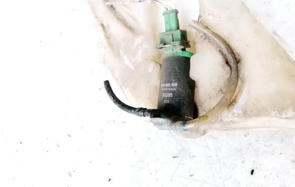 Windscreen/windshield washer pump