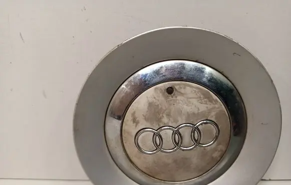 Audi A6 S6 C6 4F Original wheel cap 4F0601165