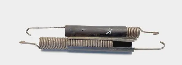 Volkswagen PASSAT B3 Tailgate/trunk/boot tension spring 