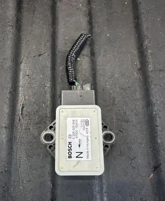 Infiniti FX ESP acceleration yaw rate sensor 479311EA1A 0265005806