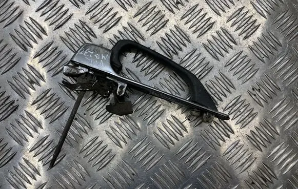 Mercedes-Benz E W124 Front door exterior handle