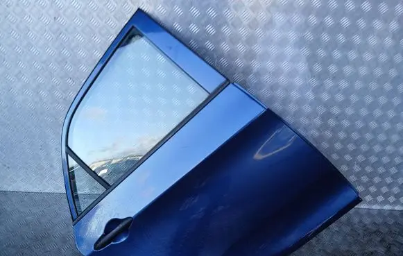 KIA Picanto Rear door