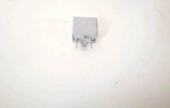Volkswagen Golf III Other relay 141951253b 20240072