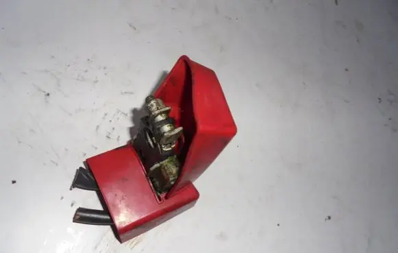 Suzuki Grand Vitara II Positive cable (battery) 
