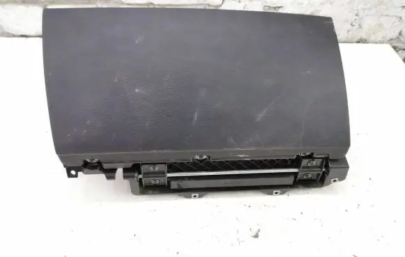 BMW 7 E65 E66 Glove box 72758410 7027427