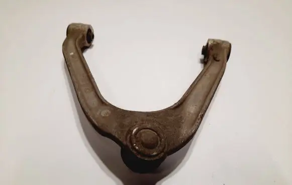 Infiniti FX Front upper control arm/wishbone 