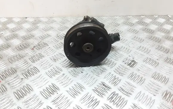 Ford Focus Power steering pump
