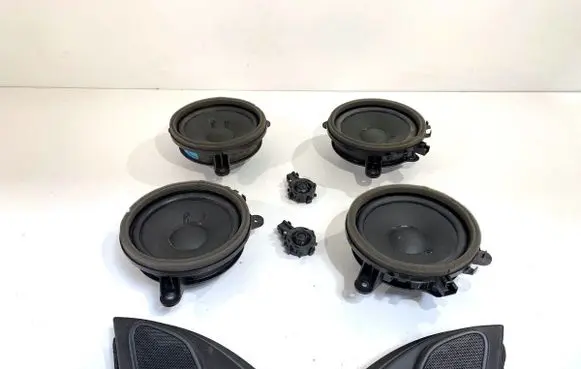 Volvo XC60 Audio system kit 3065744530781068
