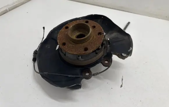 BMW 1 F20 F21 Rear wheel hub 6792263