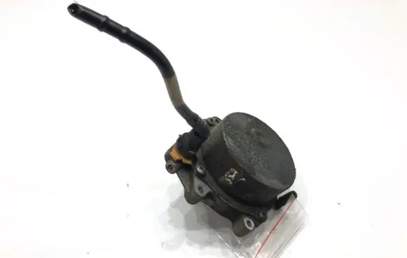 Opel Insignia A Vacuum pump 55205446