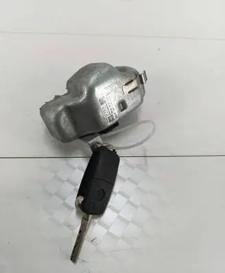 Volkswagen Jetta VI Steering wheel lock 5K0905861A 3357510204