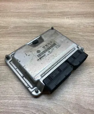 Seat Ibiza II (6k) Engine control unit/module ECU 038906012EM 0281010690