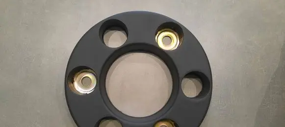 Iveco Daily 4th gen R16 wheel hub/cap/trim 99477376