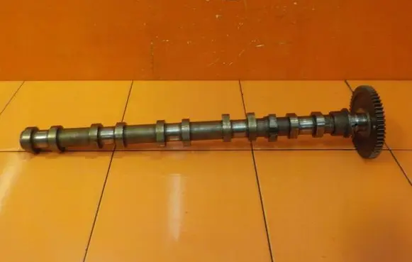 Volvo S60 Camshaft 4903543