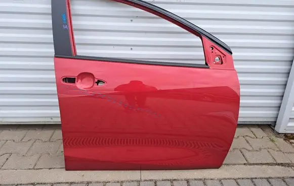 Toyota Yaris Front door 