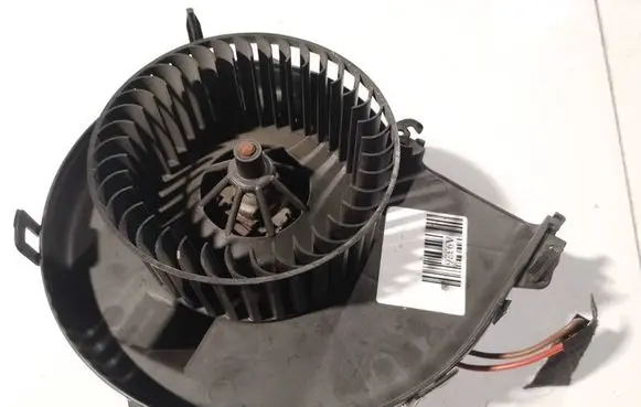 Opel Tigra B Heater fan/blower 006453t