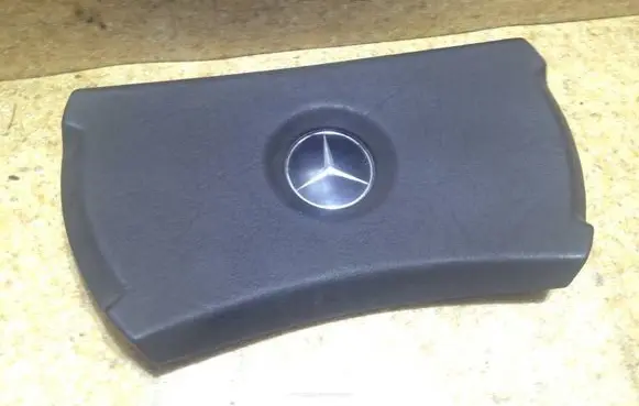 Mercedes-Benz W123 Steering wheel 
