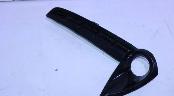 Lexus UX Front fog light trim/grill 8148276060
