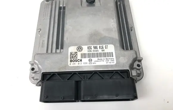 Skoda Superb B5 (3U) Engine control unit/module 03G906016GT 0281012698