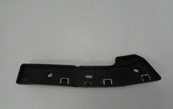 Peugeot Partner Fender mounting bracket 9680546780