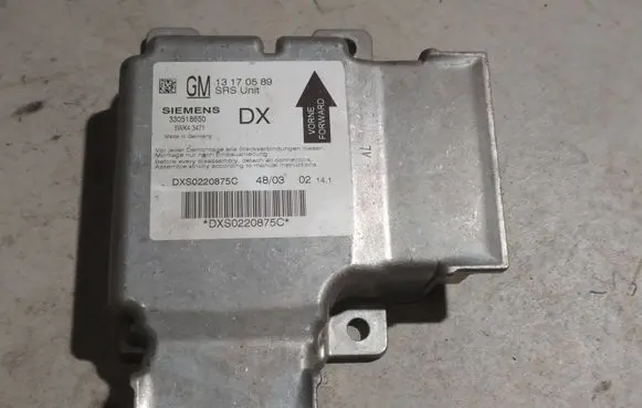 Opel Signum Airbag control unit/module 13170589