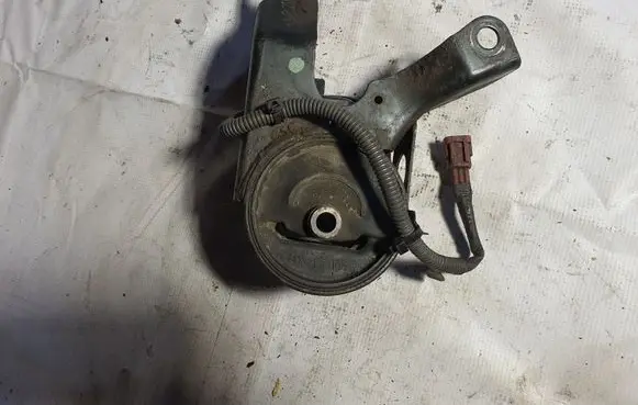 Nissan Murano Z50 Engine mount bracket 113218J100