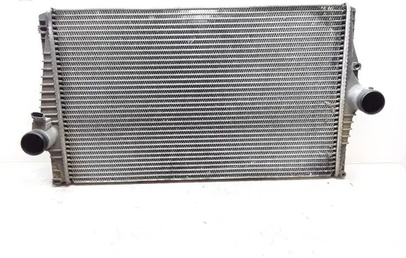 Volvo XC90 Intercooler radiator 30748808