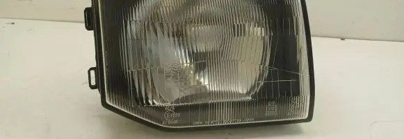 Mitsubishi Pajero Headlight/headlamp 020340