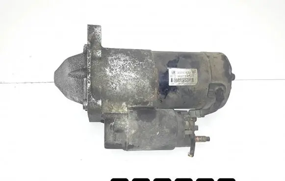 Opel Insignia A Starter motor 55352882 M001T30172