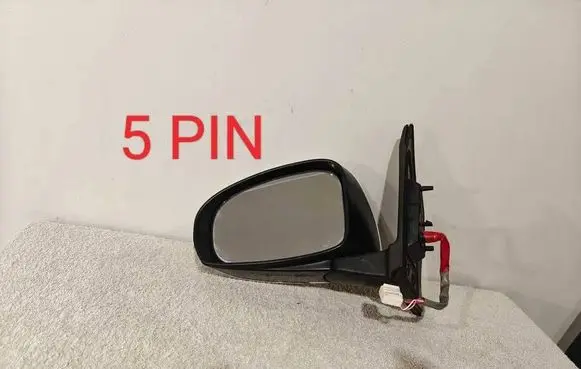 Toyota iQ Front door electric wing mirror E4023405