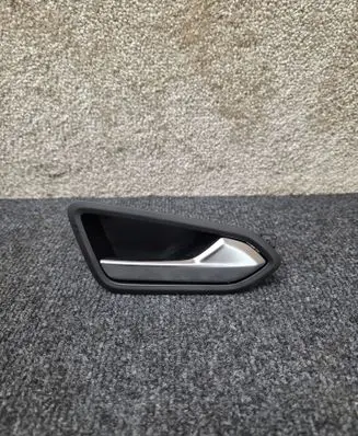 Renault Captur II Front door interior handle 826721378R