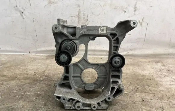 Alfa Romeo Stelvio A/C compressor mount bracket 670054016