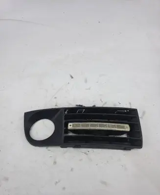 Audi A8 S8 D2 4D Front bumper lower grill 