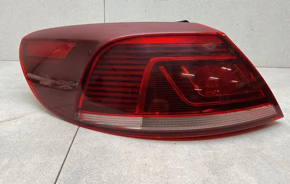Volkswagen PASSAT CC Rear/tail lights 3C8945207M