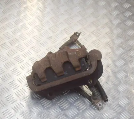 Land Rover Discovery 4 - LR4 Front brake caliper