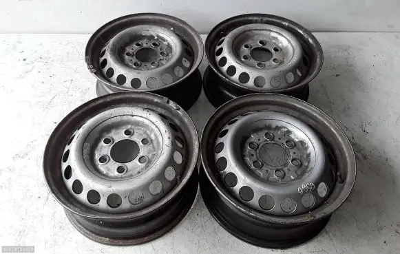 Mercedes-Benz Sprinter W907 W910 R16 steel rim A0014014802