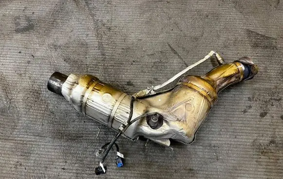Ford Explorer VI Catalyst/FAP/DPF particulate filter L1M35E211HL