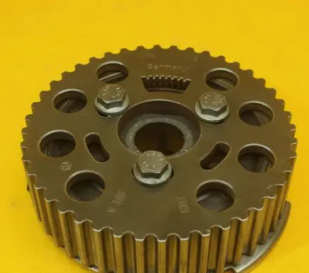 Volkswagen Golf V Timing chain sprocket 038109111E 038109239D