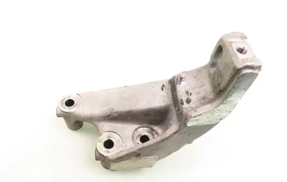 Honda Odyssey Engine mounting bracket
