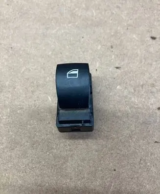 BMW 5 E60 E61 Electric window control switch 15939948 9113773