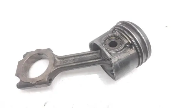 Lancia Thesis Piston with connecting rod B774