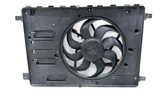 Volvo XC60 Radiator cooling fan shroud 8240543 6G918C607MG P31368867