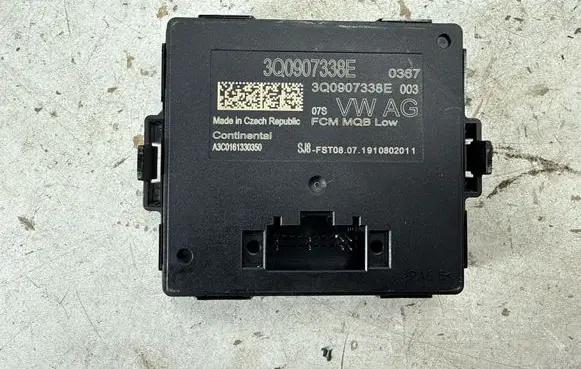 Audi Q3 F3 Light module LCM 3Q0907338E A3C0161330350