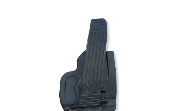 Toyota bZ4X Accelerator throttle pedal 7811042090