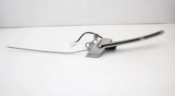 Mercedes-Benz E W212 Electric rear window sunshade cover A2128203042