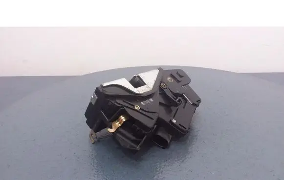 BMW 3 E46 Front door lock