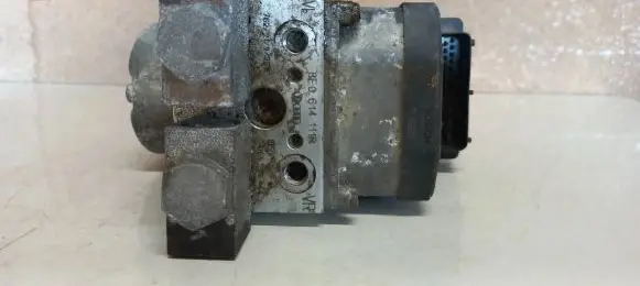 Audi A6 S6 C5 4B ABS Pump 273004285