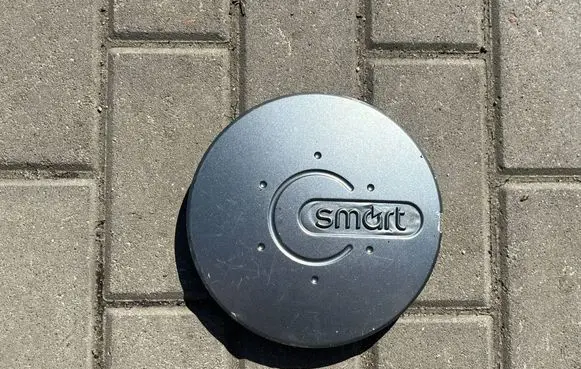 Smart ForTwo I Original wheel cap 108613009AA 108613009AD
