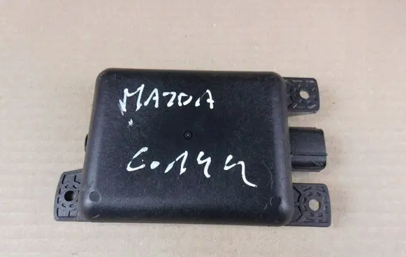 Mazda CX-3 Blind spot module D24H67Y80B